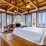 Plum Ridge House * Skopelos Town