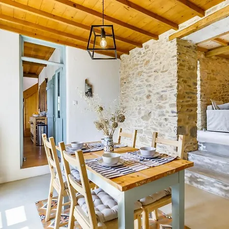 Plum Ridge House *
