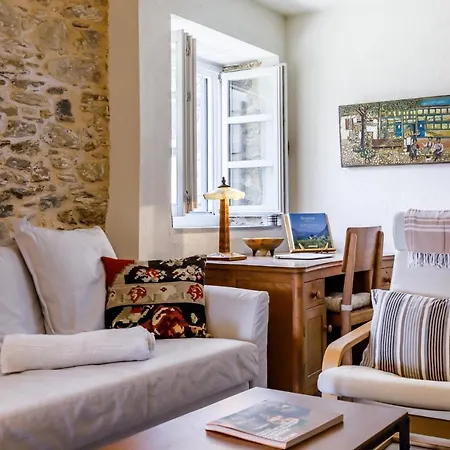 Plum Ridge House * Skopelos