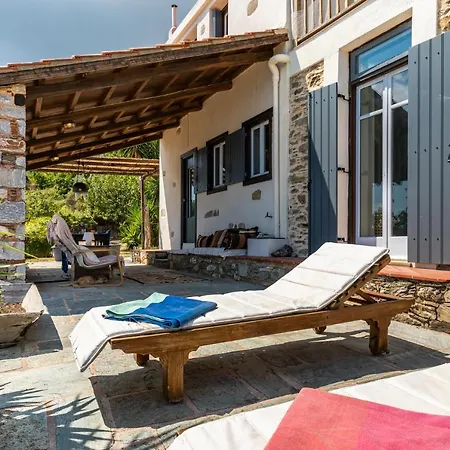 Plum Ridge House * Skopelos